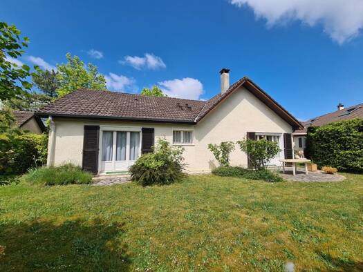 Maison de plain-pied à vendre 410 000 € 4 pièces 3 chambres 102 m² 667 m² de terrain Montjoy Coins Bures-sur-Yvette 91440