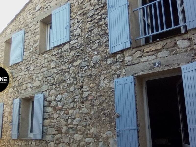 Maison à louer, 90m², SAINT ESTEVE JANSON