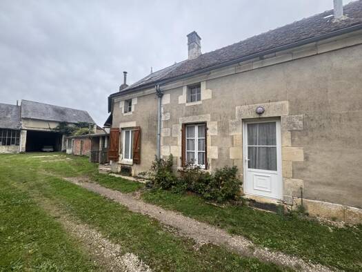 Maison de ville à vendre 85 000 € 8 pièces 2 chambres 412 m² 988 m² de terrain Bouhy 58310