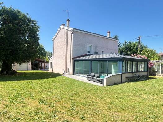 Maison à vendre 550 000 € 6 pièces 5 chambres 190 m² 2 707 m² de terrain Villette-d'Anthon 38280