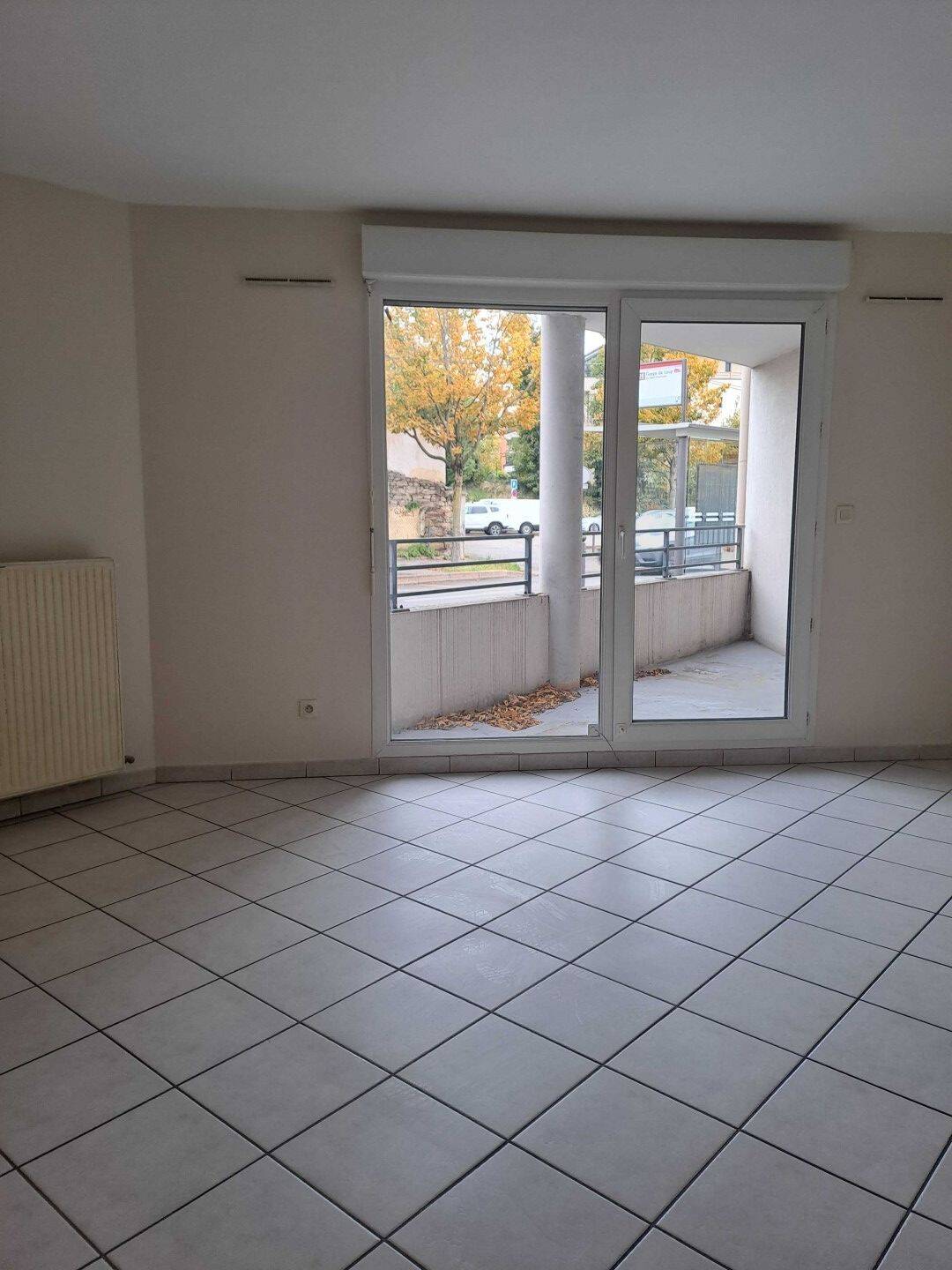 Maison à louer, 71m², TASSIN LA DEMI LUNE