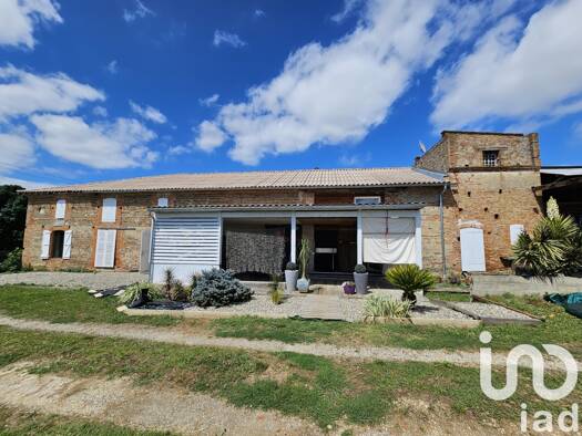 Maison à vendre 274 000 € 6 pièces 4 chambres 222 m² 3 483 m² de terrain Cordes-Tolosannes 82700