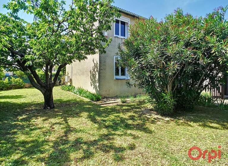 Maison à vendre 198 000 € 4 pièces 3<br/>chambres 97 m²<br/>superficie 354 m²<br/>terrain Les Orchidees Le Pontet 84130