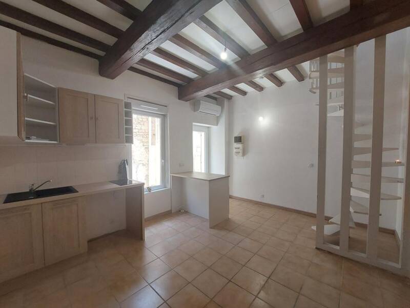 Maison à louer, 31m², GALLARGUES LE MONTUEUX