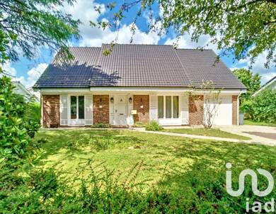 Maison de plain-pied à vendre 750 000 € 8 pièces 6 chambres 188 m² 660 m² de terrain Chamfleury-Port Royal Voisins-le-Bretonneux 78960