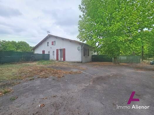 Duplex à vendre 107 000 € 2 pièces 1 chambre 38 m² RDC Hostens 33125