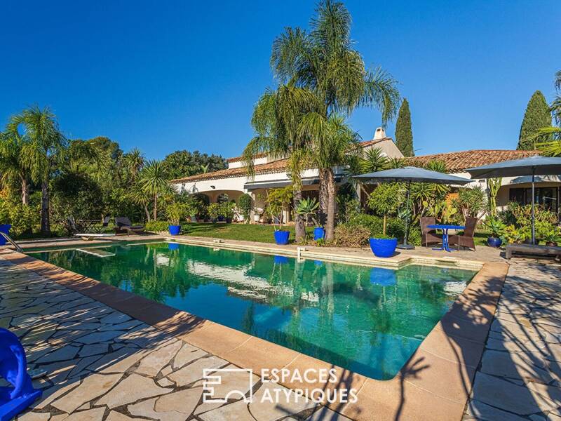 Maison à vendre, 330m², LA LONDE LES MAURES