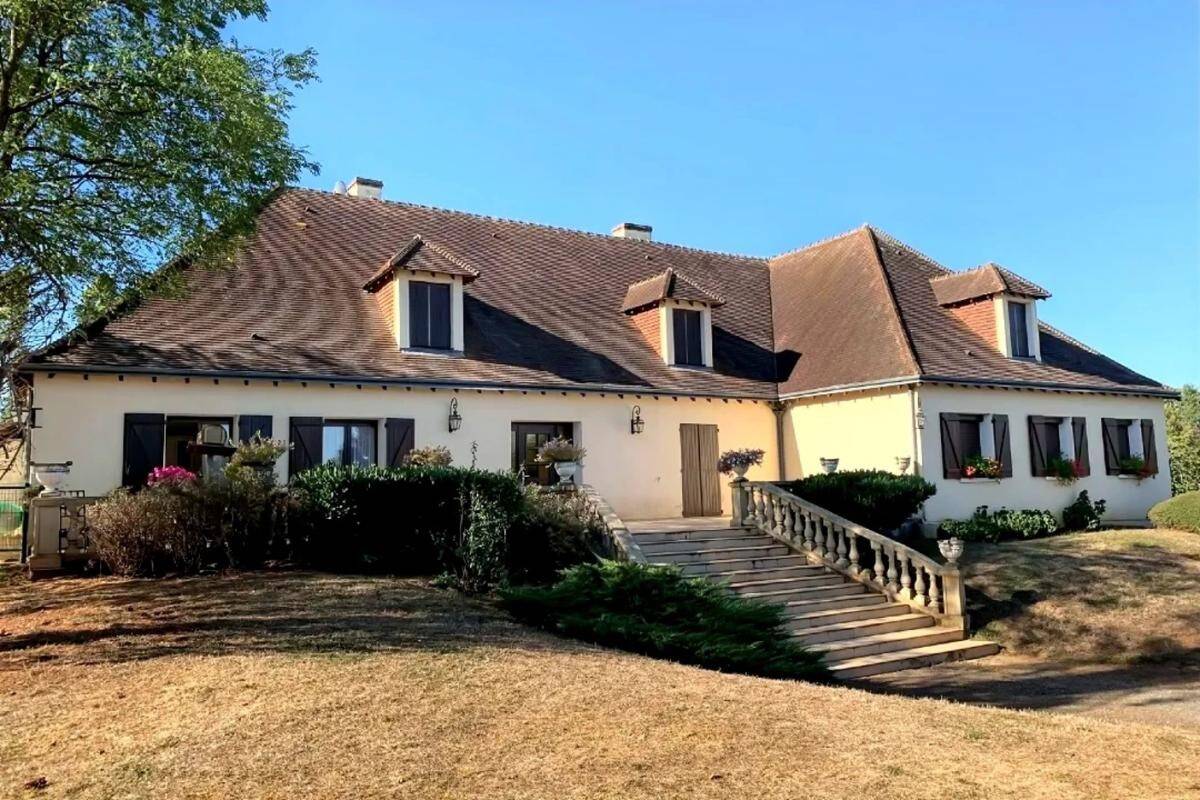 Maison à vendre, 460m², LA CHATRE