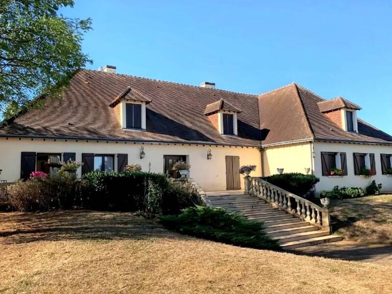 Maison à vendre, 460m², LA CHATRE