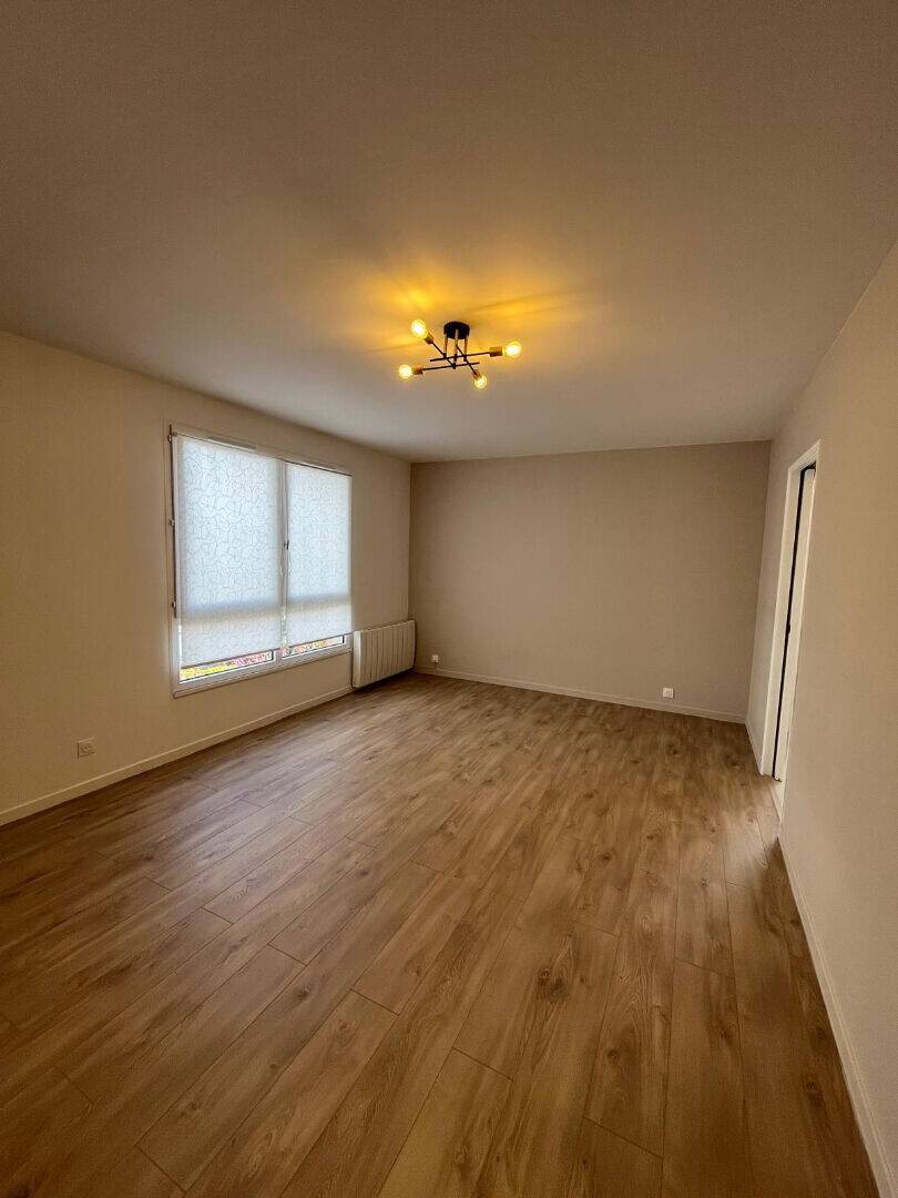 Maison à louer, 35m², CHENNEVIERES SUR MARNE