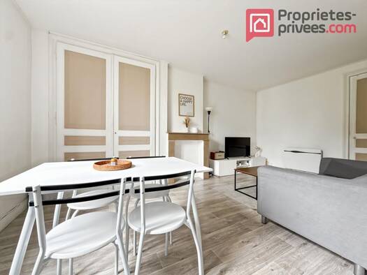 Appartement à vendre 209 000 € 2 pièces 1 chambre 50 m² RDC Centre Lille 59000