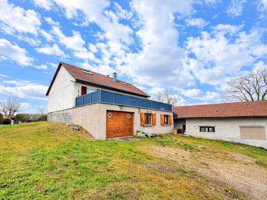 Maison à vendre 192 600 € 6 pièces 4 chambres 92 m² 800 m² de terrain Bourogne 90140