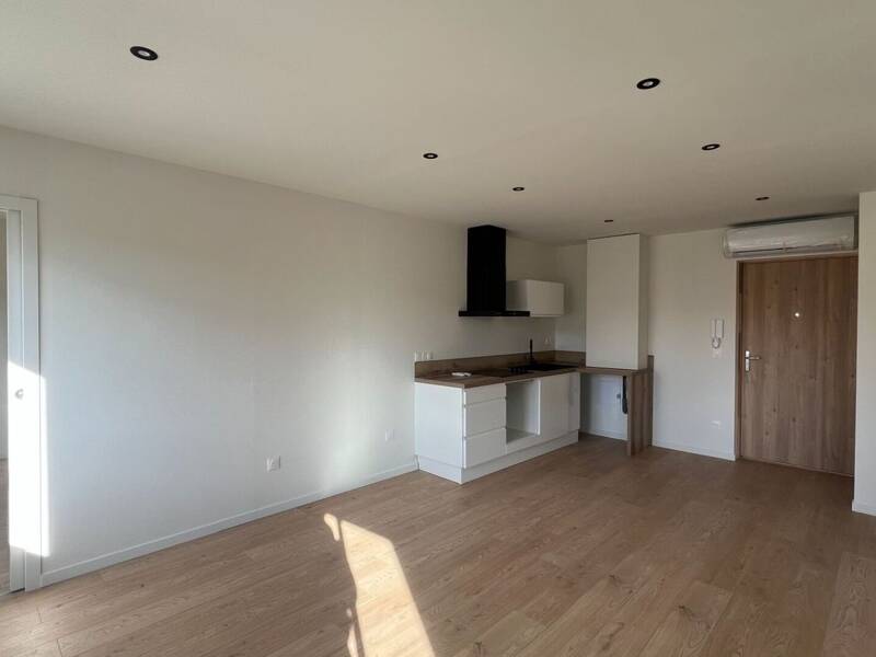 Maison à louer, 37m², SAINT ETIENNE