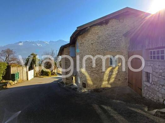 Maison en viager occupé Bouquet 83 000 € 5 pièces 3 chambres 128 m² 364 m² de terrain Biviers 38330