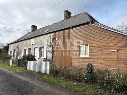 Maison à vendre 185 000 € 6 pièces 5 chambres 143 m² 1 133 m² de terrain Alençon 61000