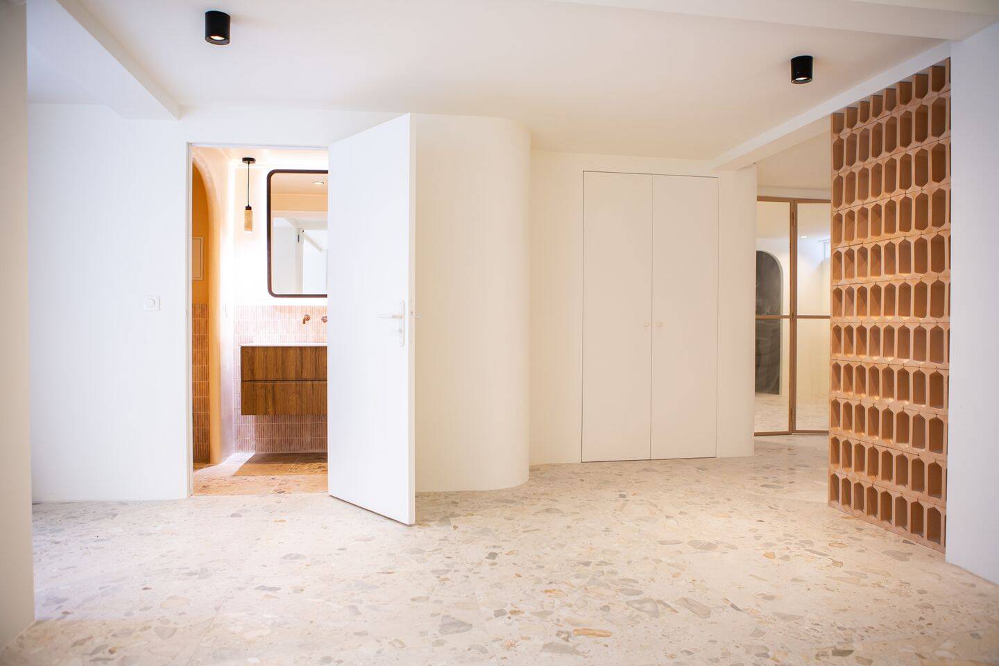 Ancien atelier transformé en appartement type loft Entièrement — 11