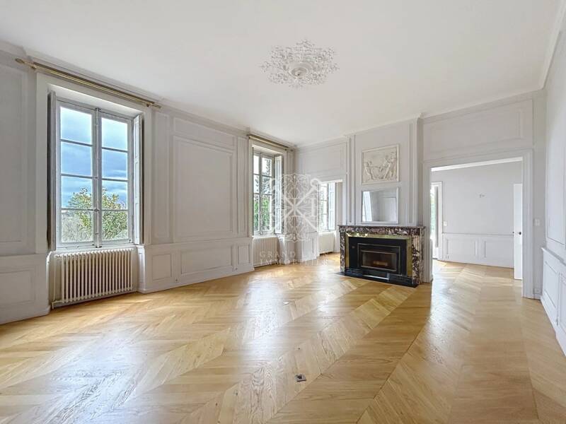 Maison à louer, 301m², CHAMPAGNE AU MONT D'OR