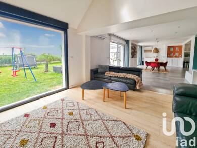 Maison à vendre 464 900 € 7 pièces 4 chambres 188 m² 630 m² de terrain Nord Ouest Vert-Saint-Denis 77240