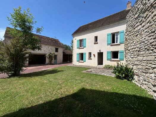 Maison à vendre 448 000 € 7 pièces 4 chambres 252 m² 1 122 m² de terrain Saint Jean-Les Patis Pontoise 95300