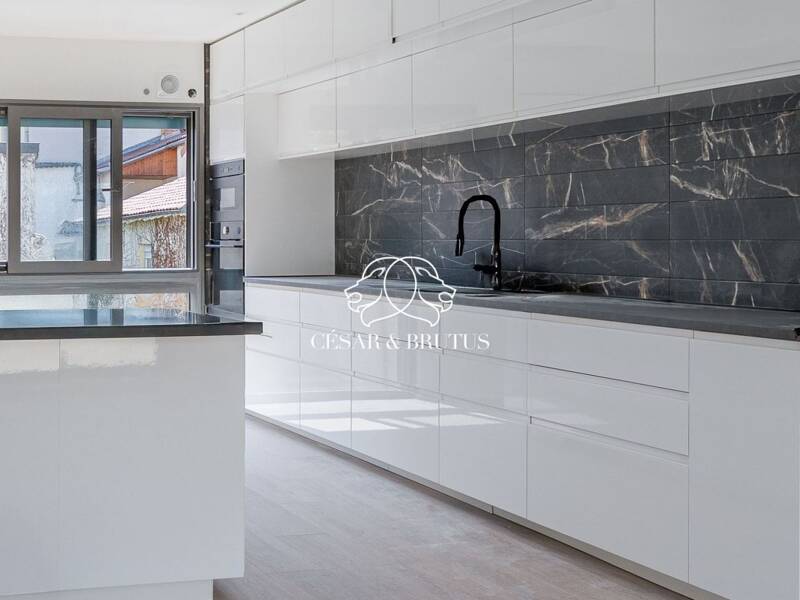 Maison à vendre, 220m², LYON 3E