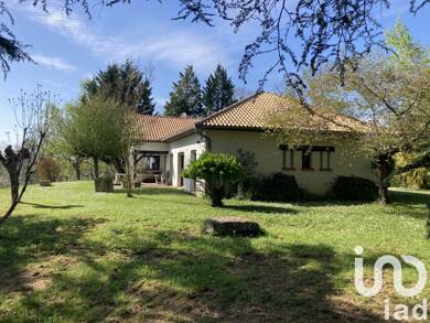 Maison à vendre 260 000 € 10 pièces 6 chambres 210 m² 36 386 m² de terrain Miélan 32170