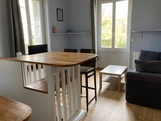 Appartement à vendre 138 000 € 2 pièces 1 chambre 33 m² RDC/2 Polo-Beyris-Saint Amand Bayonne 64100