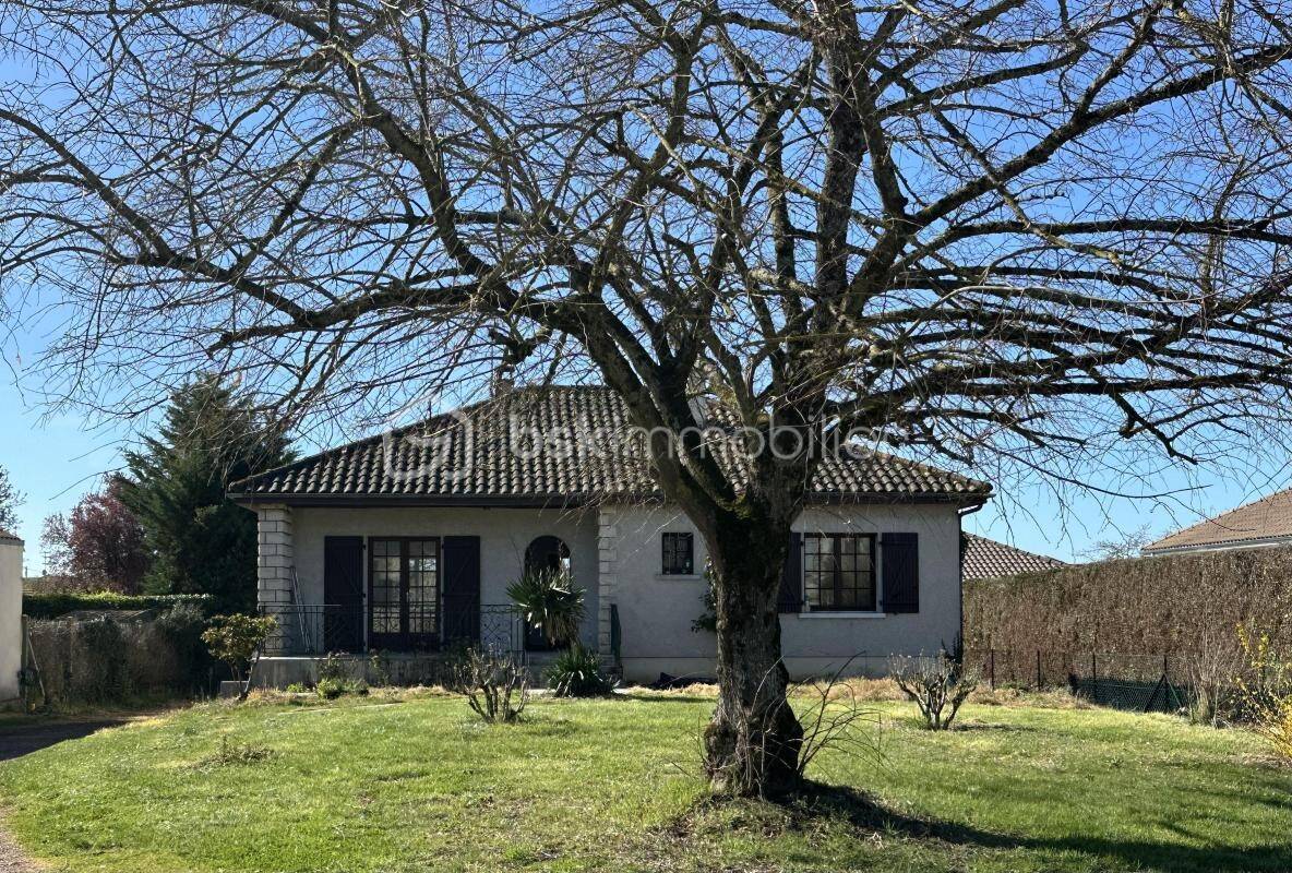 Maison à vendre, 97m², NEUVILLE DE POITOU
