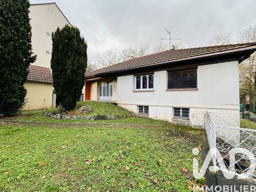 Maison à vendre 159 000 € 4 pièces 3 chambres 92 m² 700 m² de terrain Les Moreaux Auxerre 89000