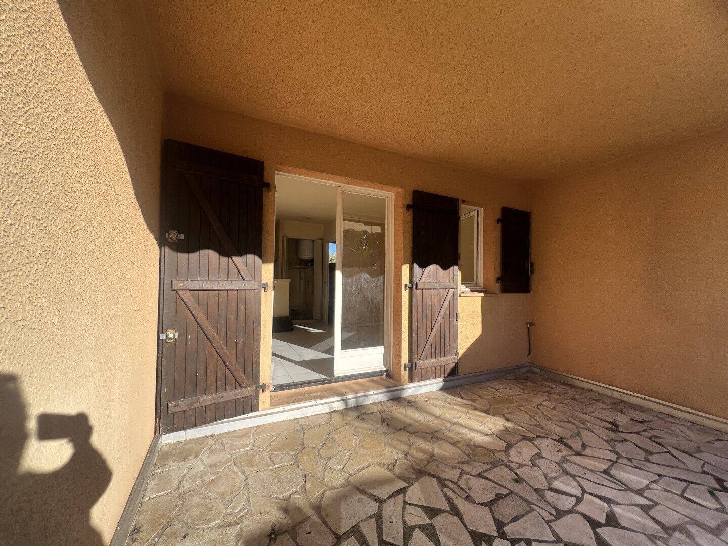 Maison à louer, 23m², CAGNES SUR MER