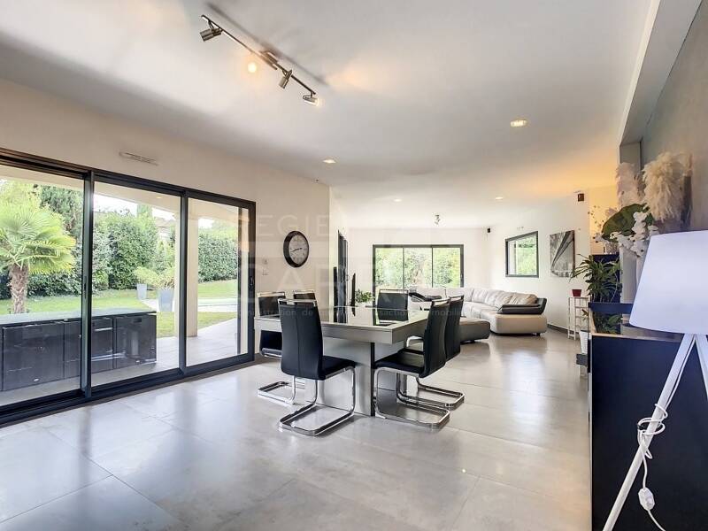 Maison à louer, 177m², SAINT CYR AU MONT D'OR