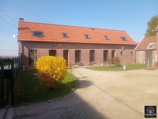Maison à vendre 336 500 € 9 pièces 5 chambres 217 m² 1 400 m² de terrain Beaurains 62217