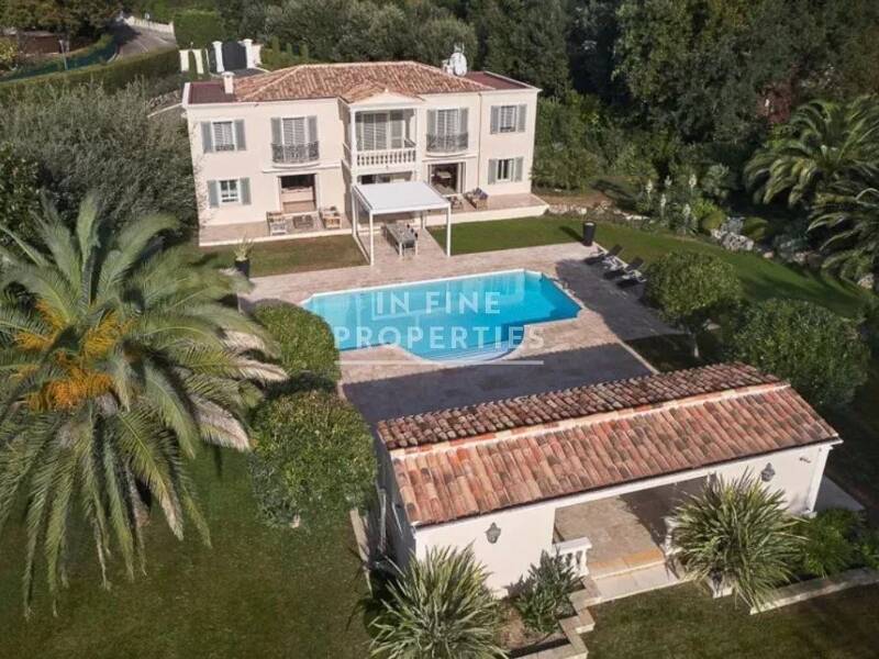 Maison à louer, 240m², VALBONNE