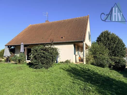 Maison à vendre 262 150 € 4 pièces 3 chambres 150 m² 860 m² de terrain Nogent sur Seine 10400