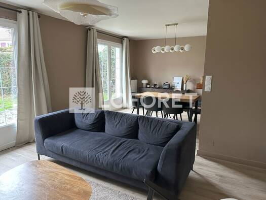 Maison à louer 1 833 € 7 pièces 5 chambres 146 m² 362 m² de terrain Pontault-Combault 77340