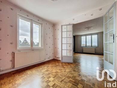 Appartement à vendre 39 500 € 3 pièces 1 chambre 52 m² Dernier étage, Étage 4/4 Le Parc Roanne 42300