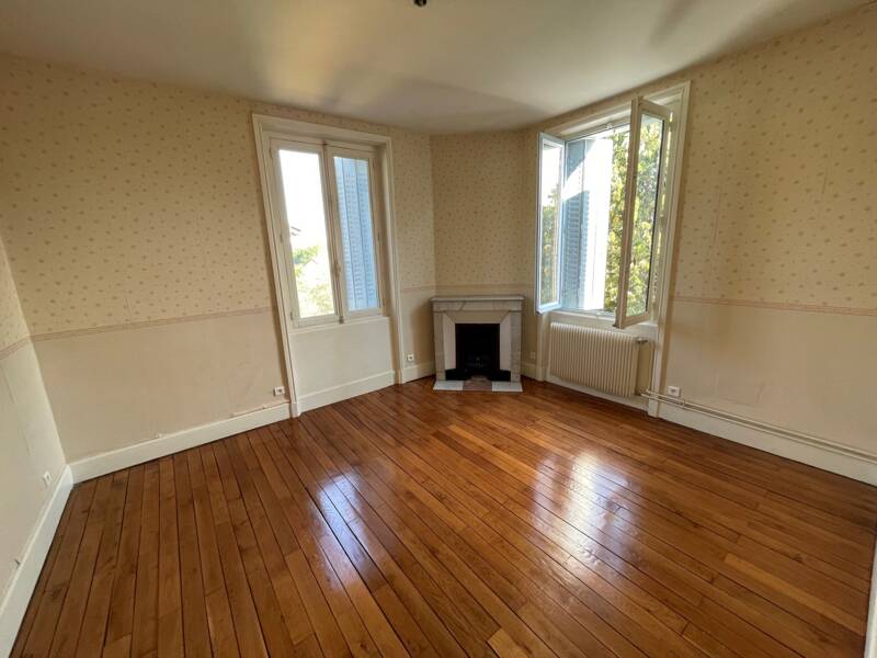 Maison à louer, 165m², TREVOUX