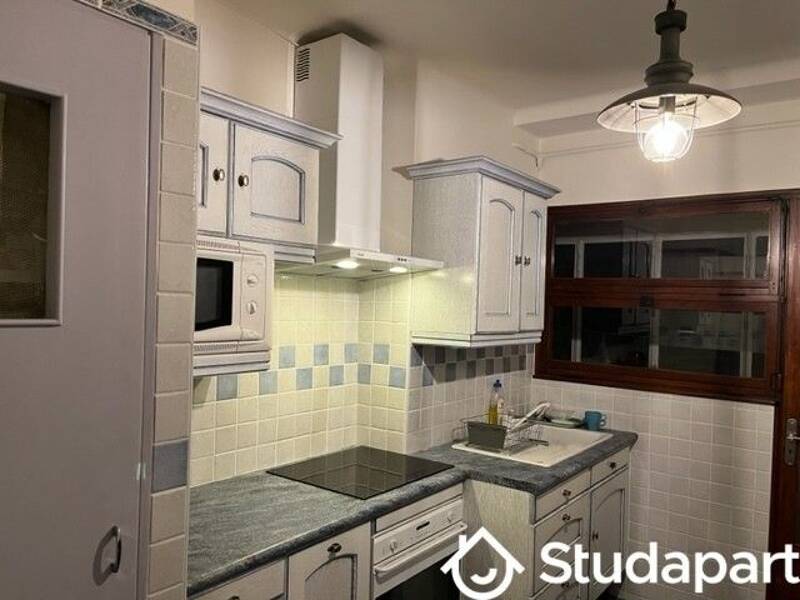 Maison à louer, 60m², MARSEILLE 8E