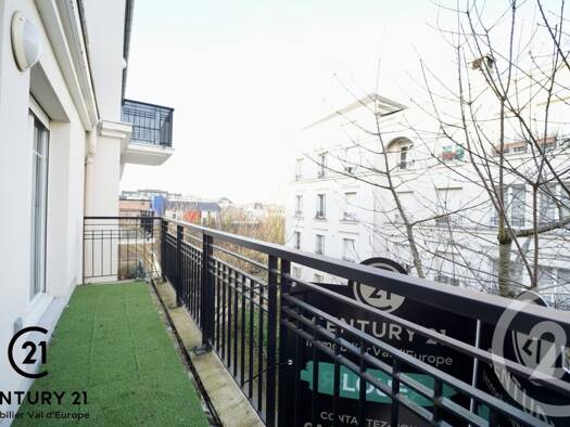 Appartement à louer 1 750 € 4 pièces 3 chambres 78,8 m² Étage 4/4 Serris 77700