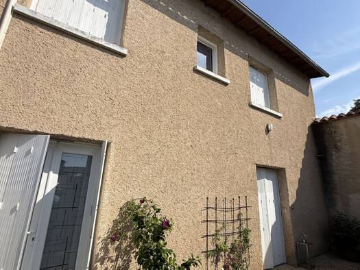 Immeuble à vendre 171 200 € 105 m² Roches-Prémarie-Andillé 86340