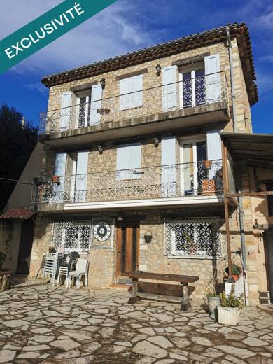 Ferme à vendre 750 000 € 5 pièces 3 chambres 138 m² 5 600 m² de terrain Le Bar-sur-Loup 06620
