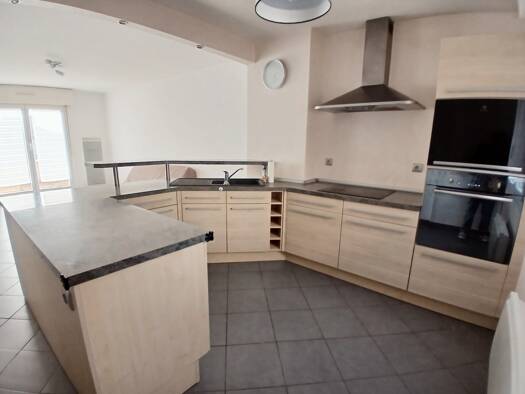 Duplex à louer 720 € 4 pièces 3 chambres 90 m² RDC Faulquemont 57380