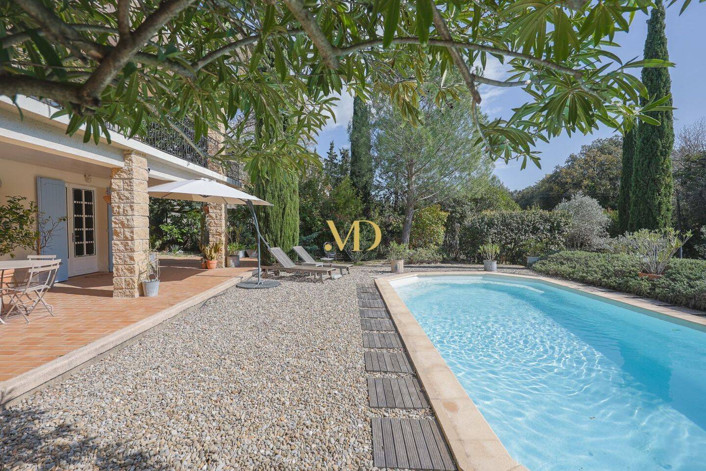 Maison à vendre, 194m², SAINT SATURNIN LES APT