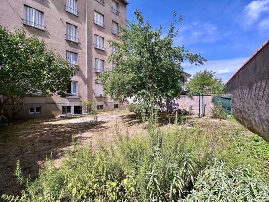 Appartement à vendre 137 500 € 3 pièces 2 chambres 57 m² Étage 1/4 Nancy 54000