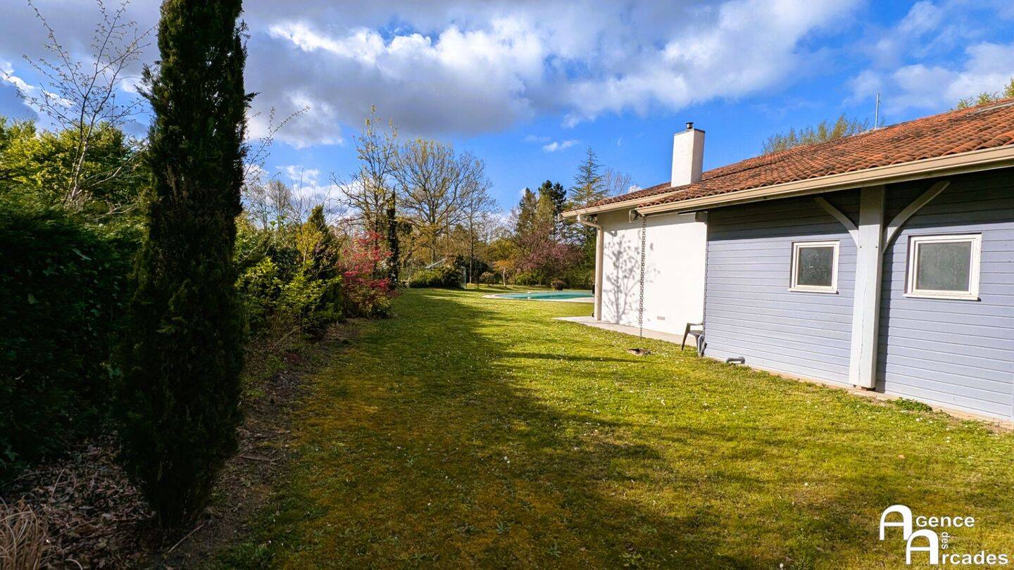 Maison à vendre, 200m², SAINT SULPICE ET CAMEYRAC