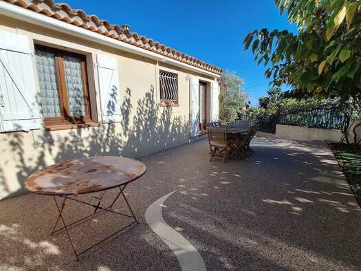 Maison en viager occupé Bouquet 392 600 € 6 pièces 4 chambres 134,2 m² La Ciotat 13600