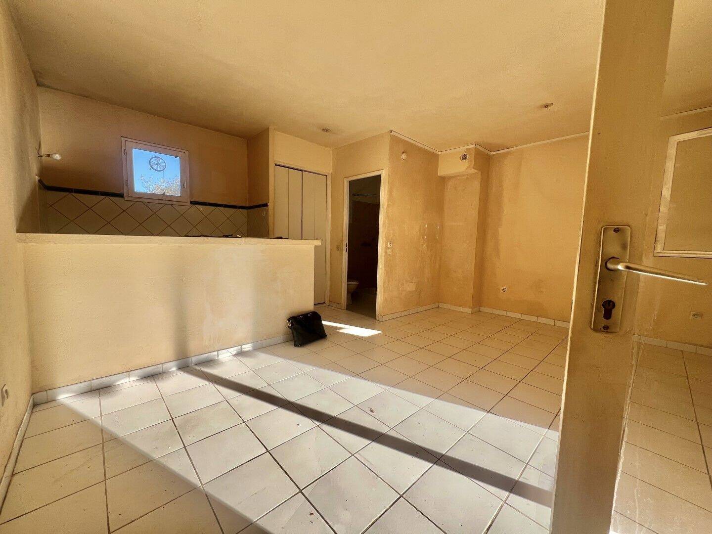 Maison à louer, 23m², CAGNES SUR MER