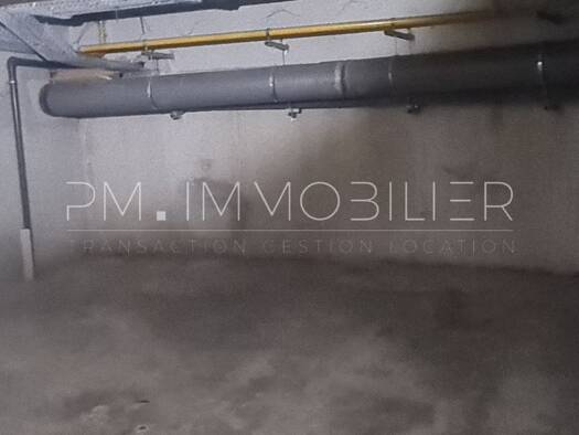 Parking à louer 150 € 14 m² La Capelette Marseille 10ème arrondissement 13010