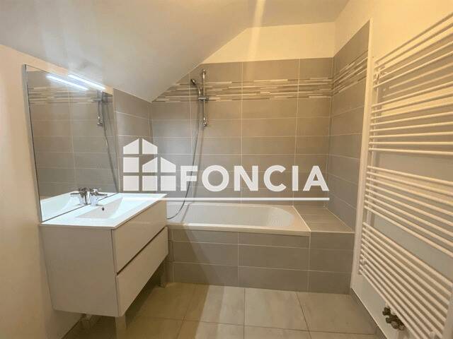 Maison à louer, 52m², COMBS LA VILLE