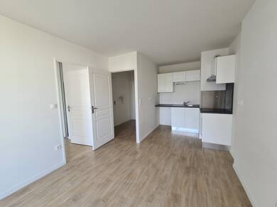 Appartement à louer 580 € 2 pièces 39,6 m² Étage 2/3 disponible à partir du 30/06/2025 Rabière Joue les Tours 37300
