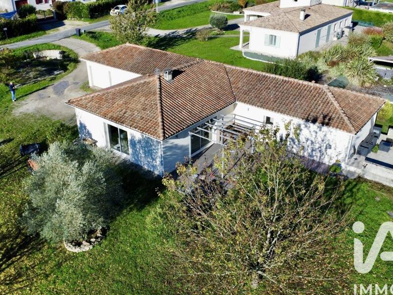 Maison à vendre, 145m², MOUTHIERS SUR BOEME